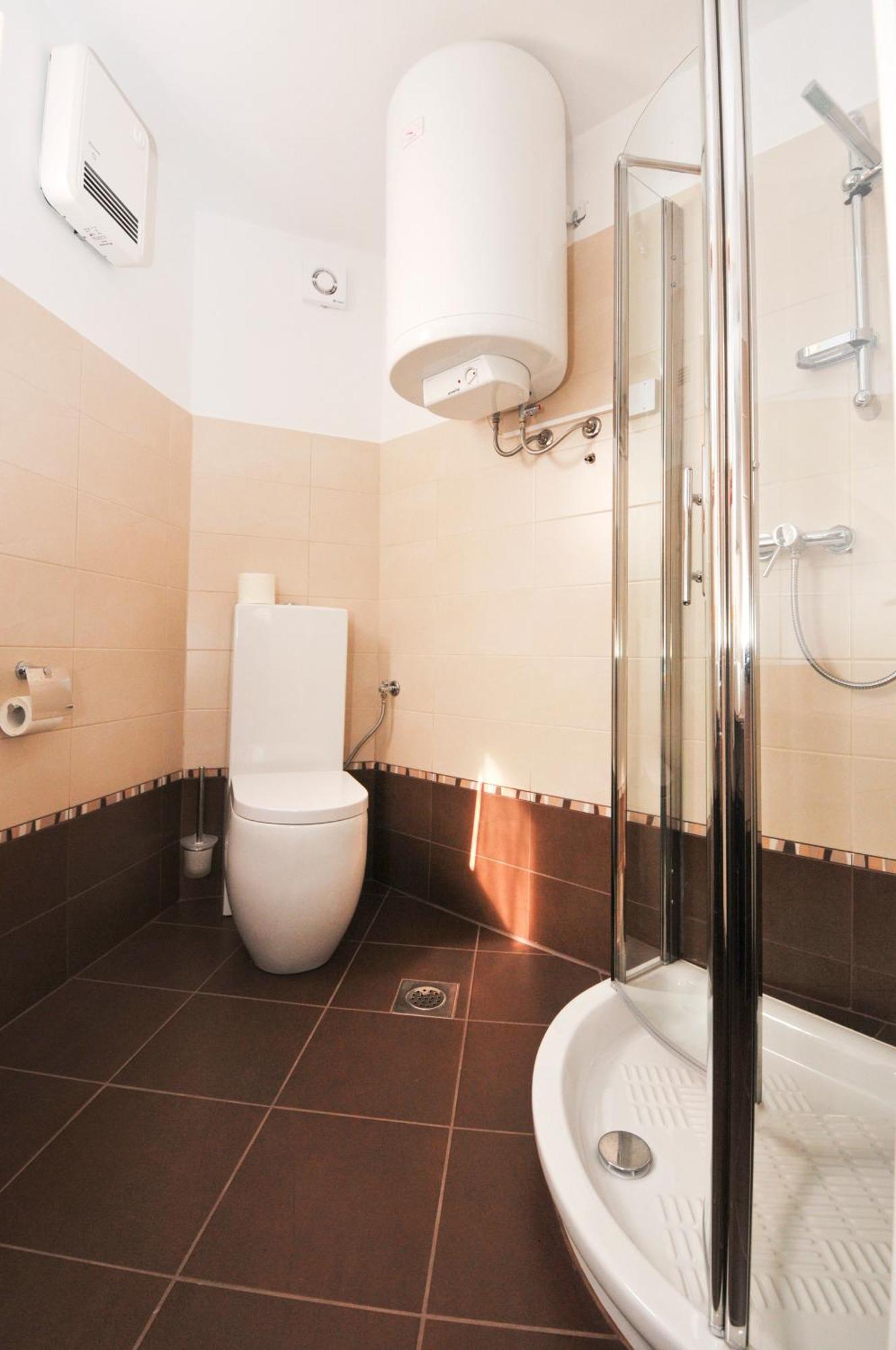 Logje Apartments Tonkli מראה חיצוני תמונה