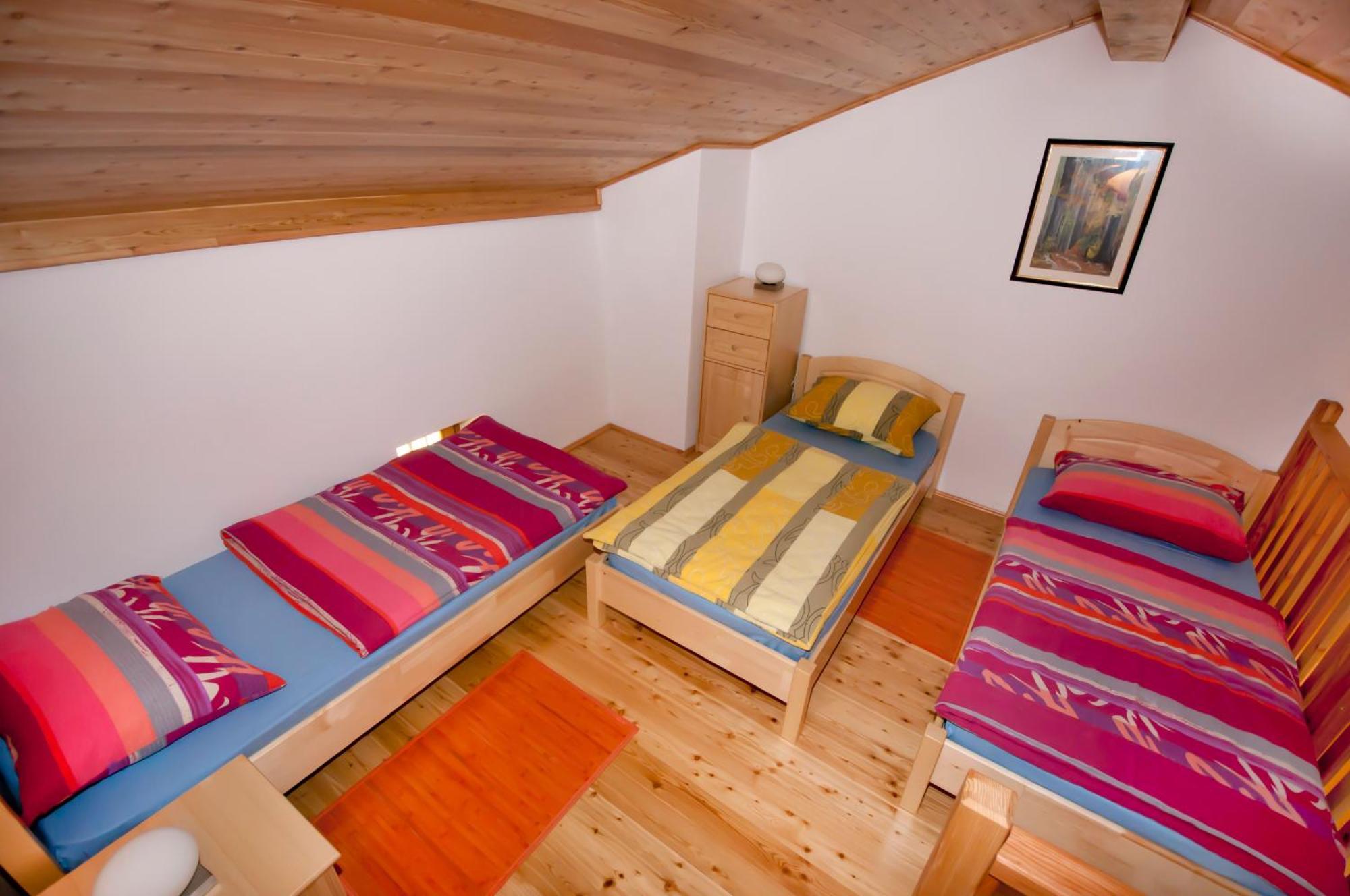 Logje Apartments Tonkli מראה חיצוני תמונה