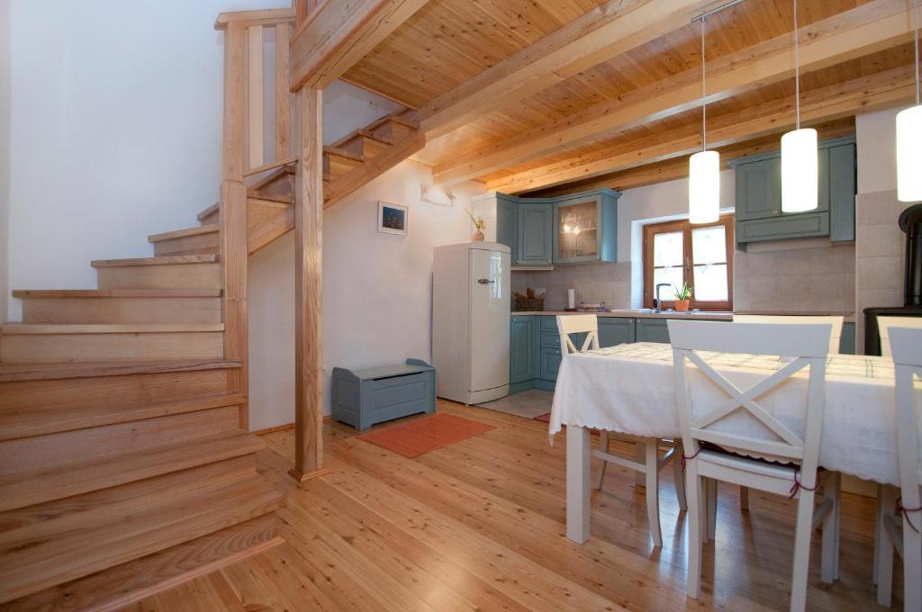 Logje Apartments Tonkli מראה חיצוני תמונה